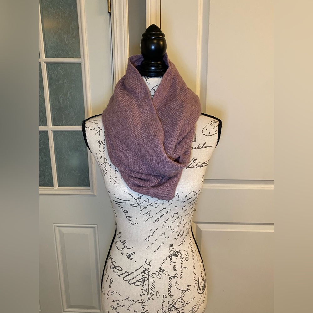 Modena‎ Purple Infinity Scarf F